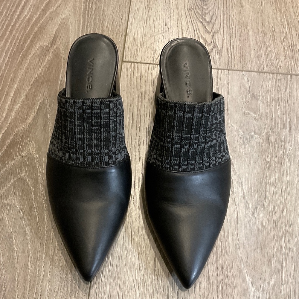 VINCE Raven Leather Ribbed-Knit Trim Slip on Pointed Toe Mules Black Size 6